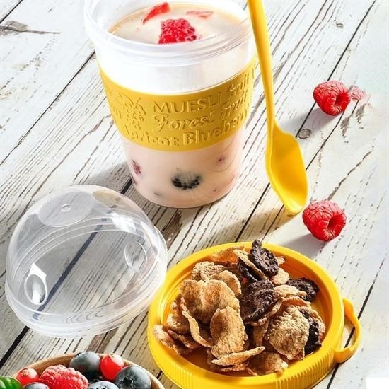 shop® Taken Go Kapaklı Kaşıklı Pratik Taşınabilir Meyveli Yoğurt Kabı