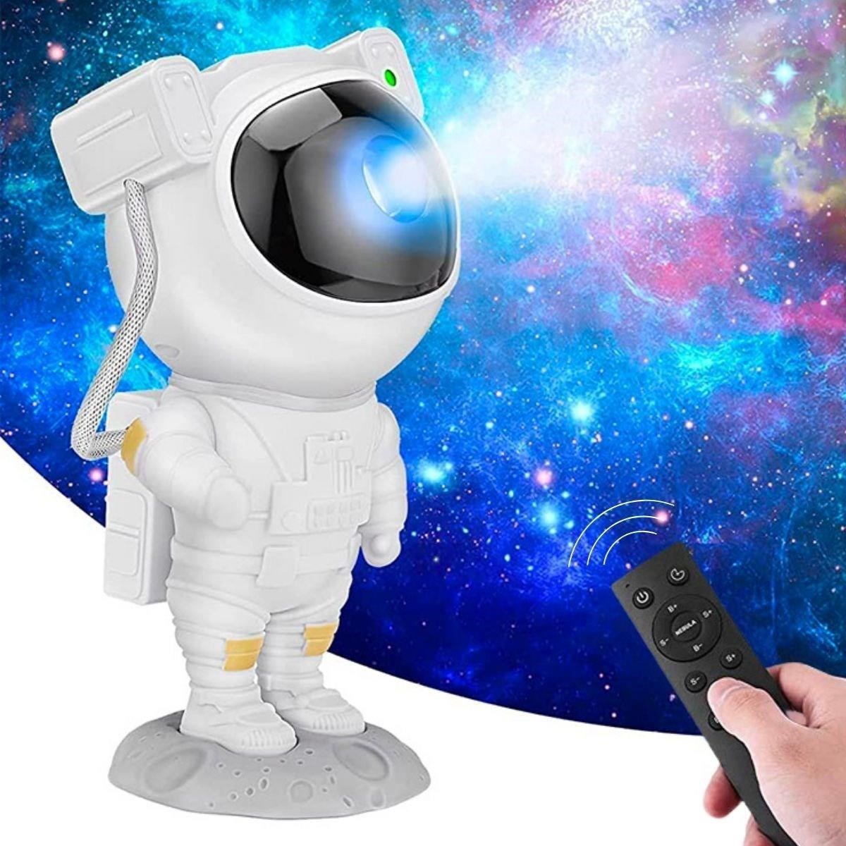 shop® Uzaktan Kumandalı ve Zamanlayıcılı Farklı Renk Işık Modlu Astronot Projektör Gece Lambası