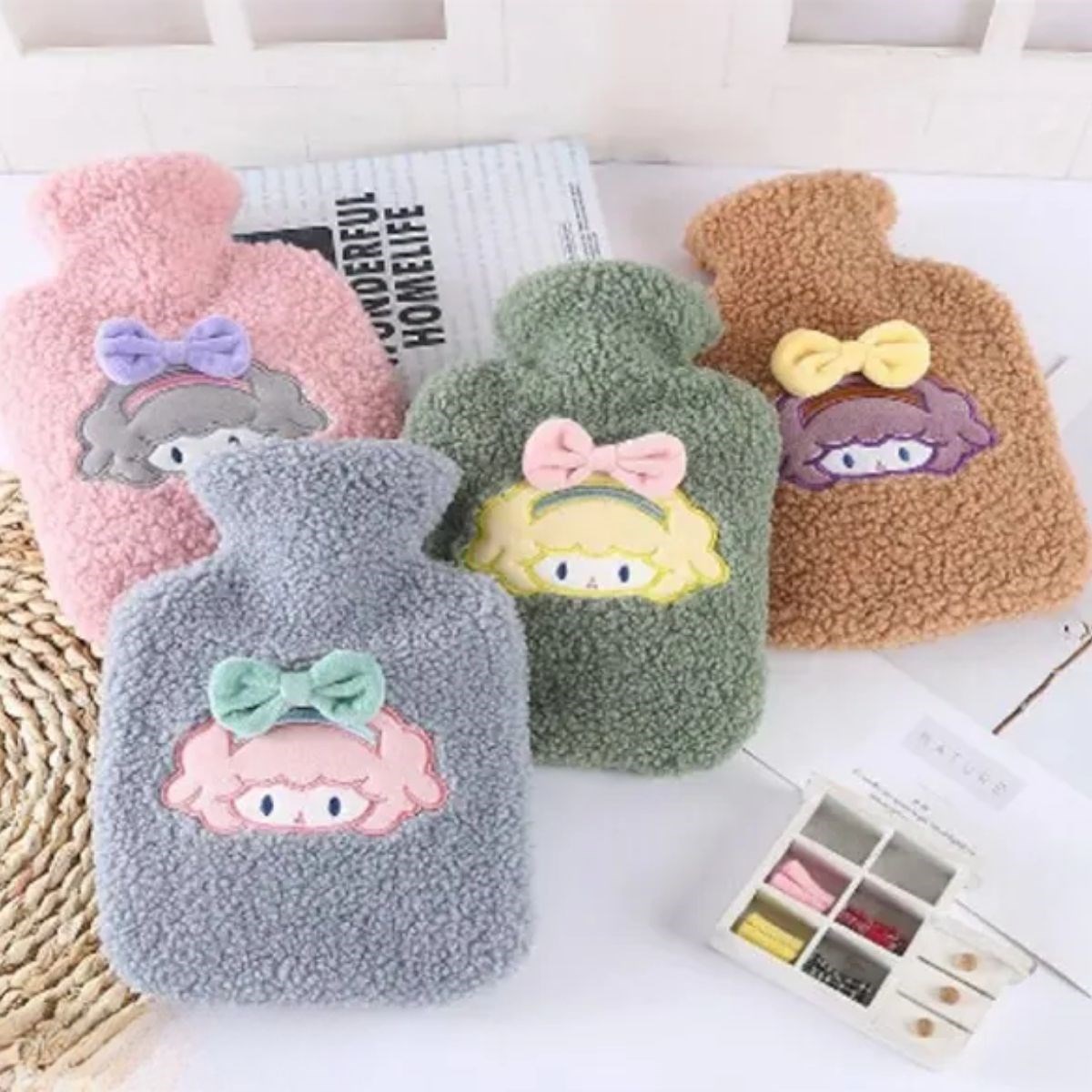 shop®  1 Litre Polar Peluş Örgülü,Kurdeleli Saçlı Kız Model Sıcak Su Torbası
