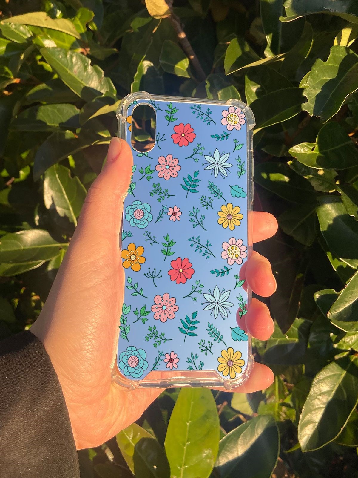 İphone XS Uyumlu Aynalı Renkli Çiçek Desenli Darbe Kamera Korumalı Silikon Telefon Kılıfı