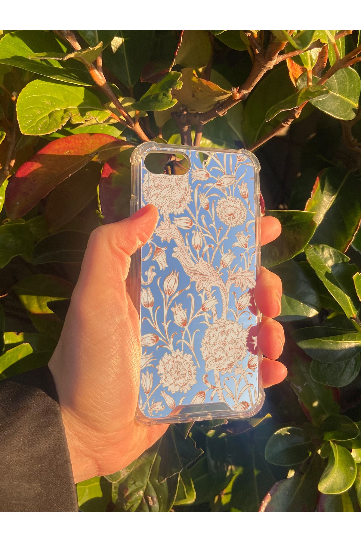 İphone SE 2022 Uyumlu Aynalı Lale Desenli Darbe Kamera Korumalı Silikon Telefon Kılıfı