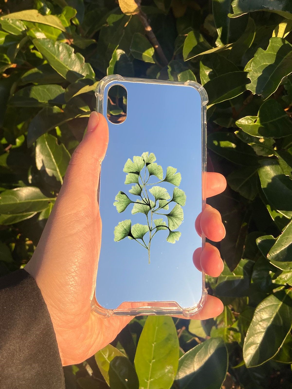 İphone XS Uyumlu Aynalı Ginkgo Desenli Darbe Kamera Korumalı Silikon Telefon Kılıfı