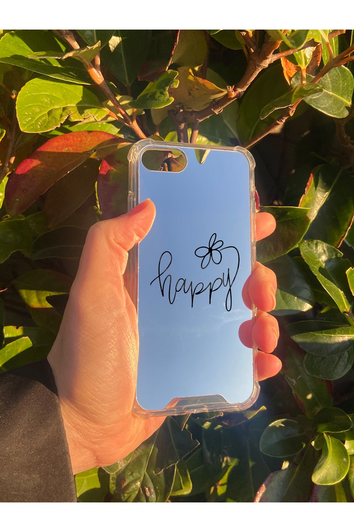 İphone SE 2022 Uyumlu Aynalı Happy Desenli Darbe Kamera Korumalı Silikon Telefon Kılıfı