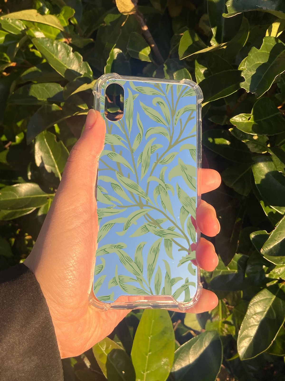 İphone X Uyumlu Aynalı Yeşil Yaprak Desenli Darbe Kamera Korumalı Silikon Telefon Kılıfı